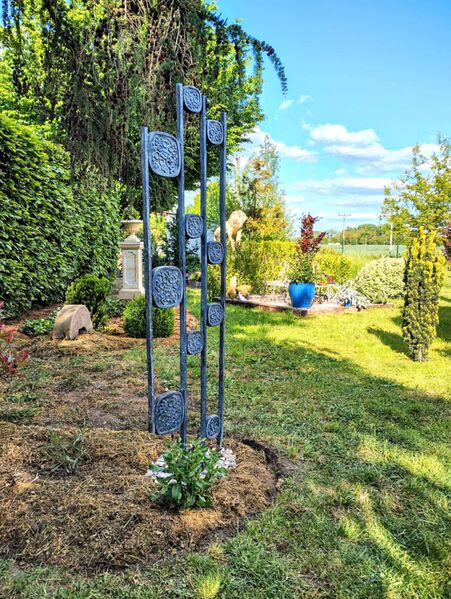 Soubor:Staré Ždánice, mříž.jpeg